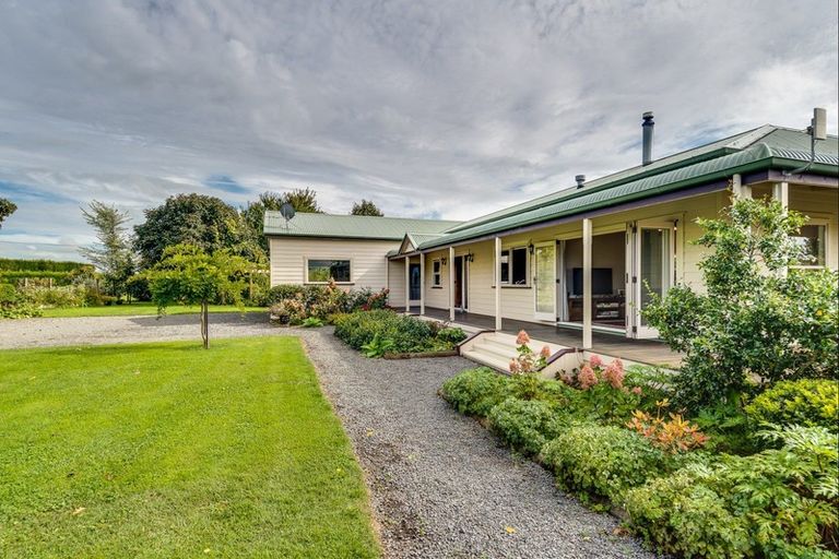 Photo of property in 2069 Pakowhai Road, Pakowhai, Napier, 4183