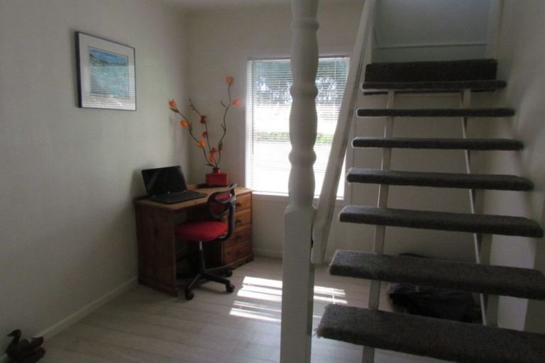 Photo of property in 80 Tararua Road, Levin, 5571