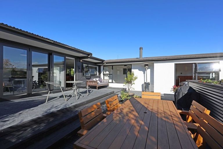 Photo of property in 42a Gordon Street, Weston, Oamaru, 9401