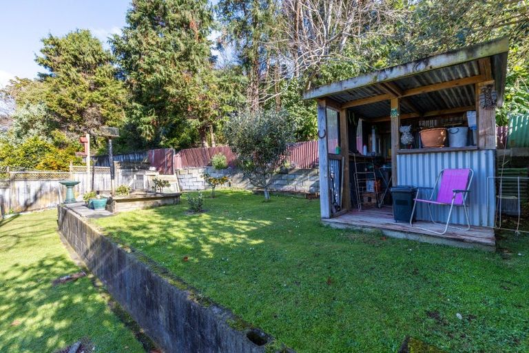 Photo of property in 21 Elizabeth Place, Ferndale, New Plymouth, 4310