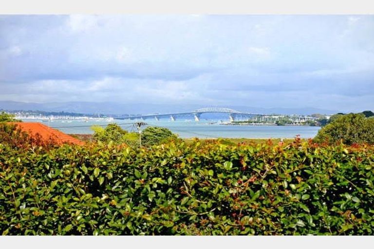 Photo of property in 30 Regent Street, Devonport, Auckland, 0624