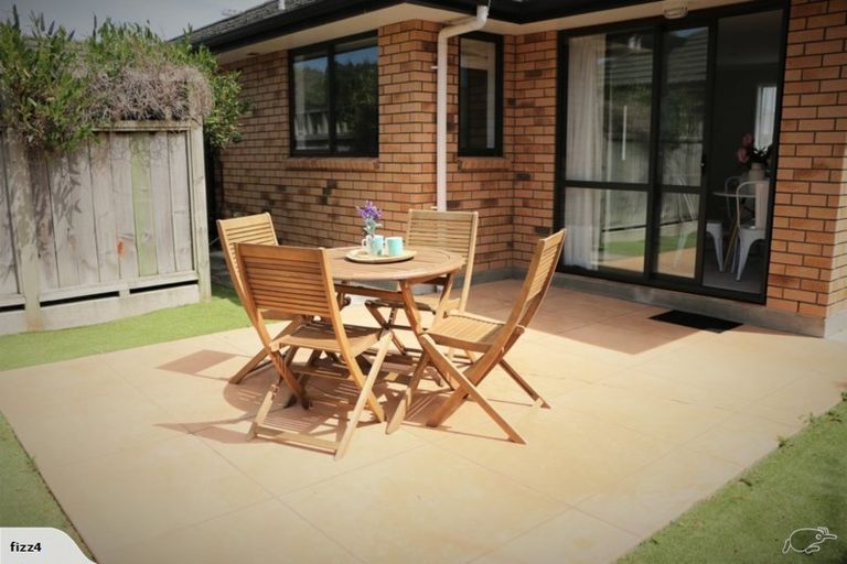 Photo of property in 2 Hay Street, Ebdentown, Upper Hutt, 5018