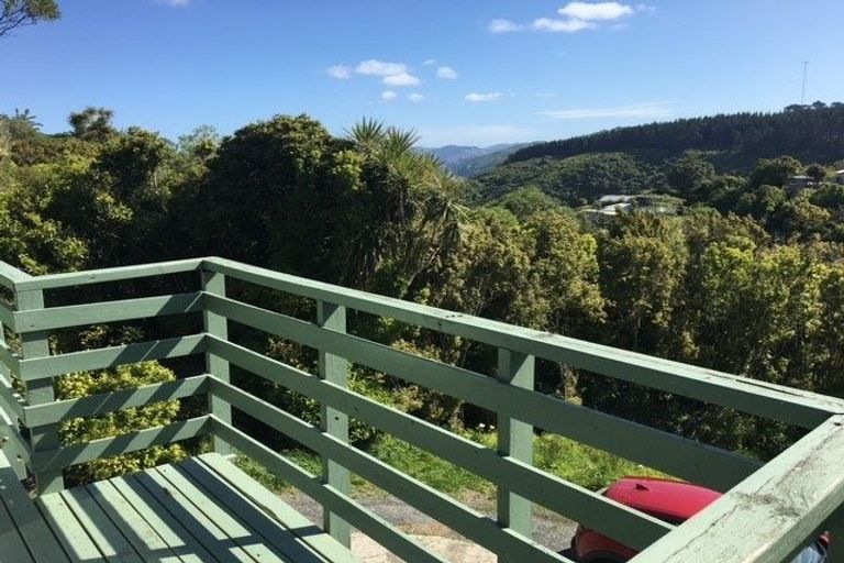 Photo of property in 3/37 Singers Road, Korokoro, Lower Hutt, 5012