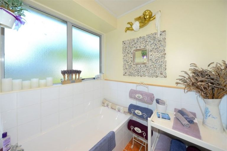 Photo of property in 60 Mcteigue Road, Halswell, Christchurch, 8025