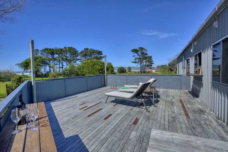 Photo of property in 54 Happy Jacks Road, Mahia, 4198