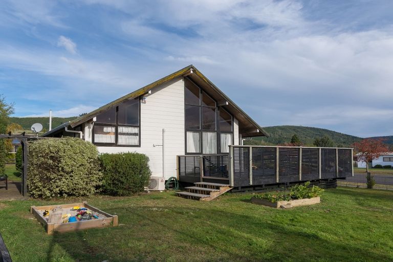 Photo of property in 125 Kenrigg Road West, Kinloch, Taupo, 3377