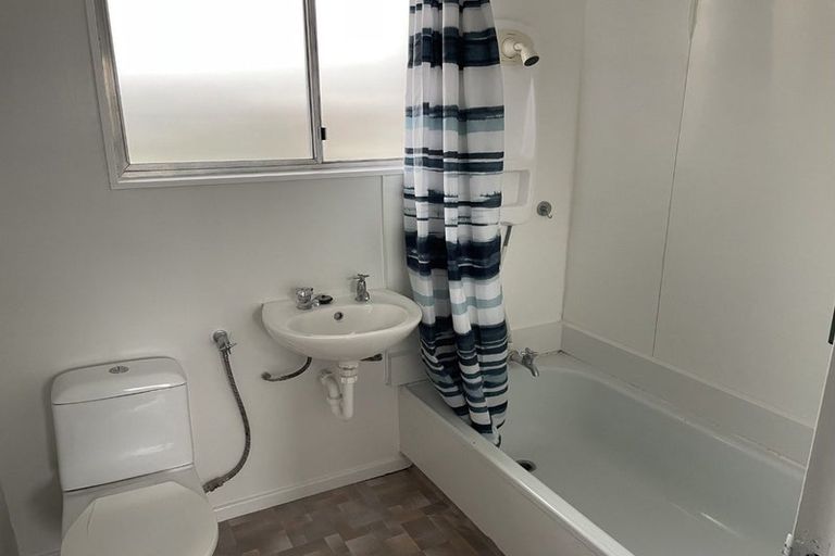 Photo of property in 6/62 Martin Street, Wallaceville, Upper Hutt, 5018