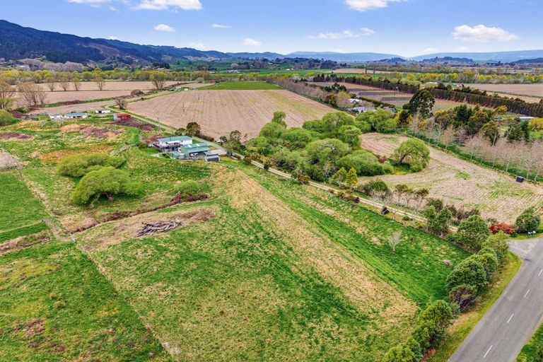 Photo of property in 745 Rewatu Road, Poroporo, Whakatane, 3191