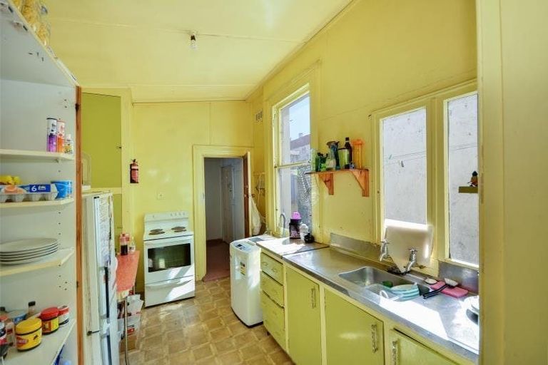 Photo of property in 22 Clyde Street, North Dunedin, Dunedin, 9016