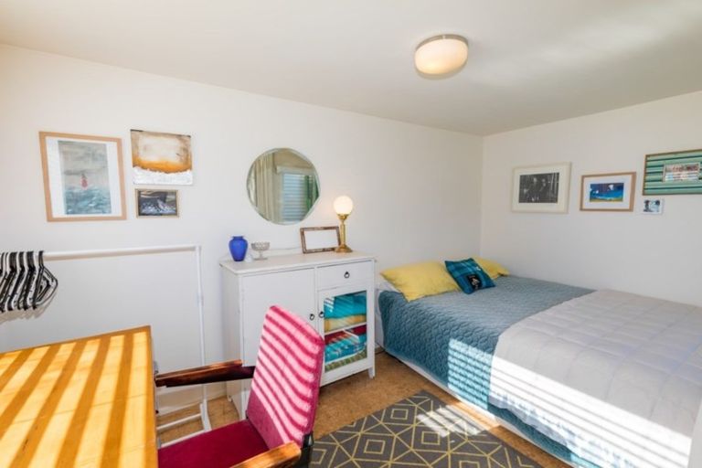 Photo of property in 41 Falcon Street, New Brighton, Christchurch, 8061