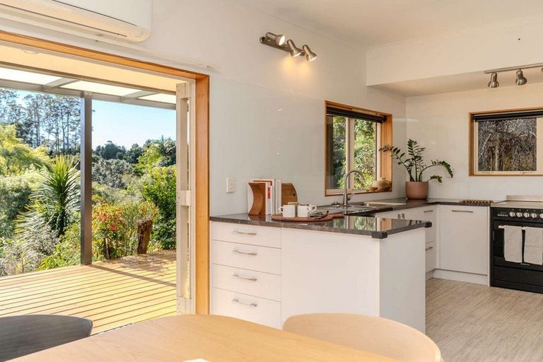 Photo of property in 19b Peacock Garden Drive, Kerikeri, 0230