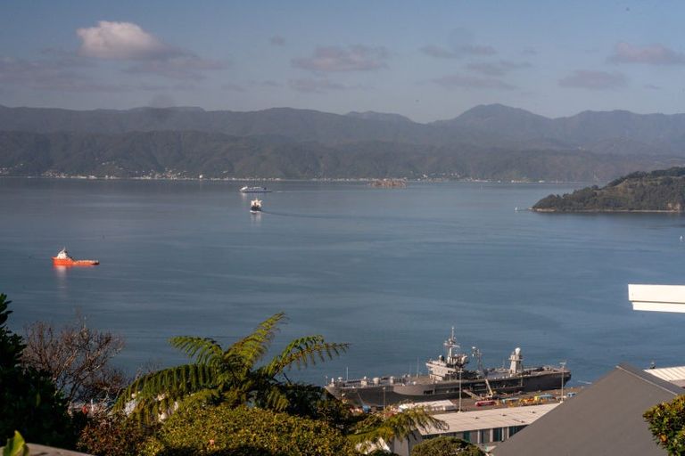 Photo of property in 32 Wade Street, Wadestown, Wellington, 6012