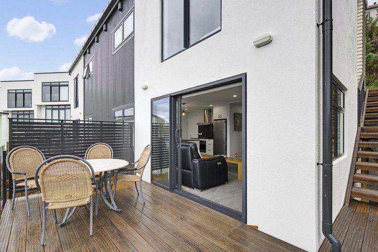 Photo of property in 11 Nanda Way, Khandallah, 6035