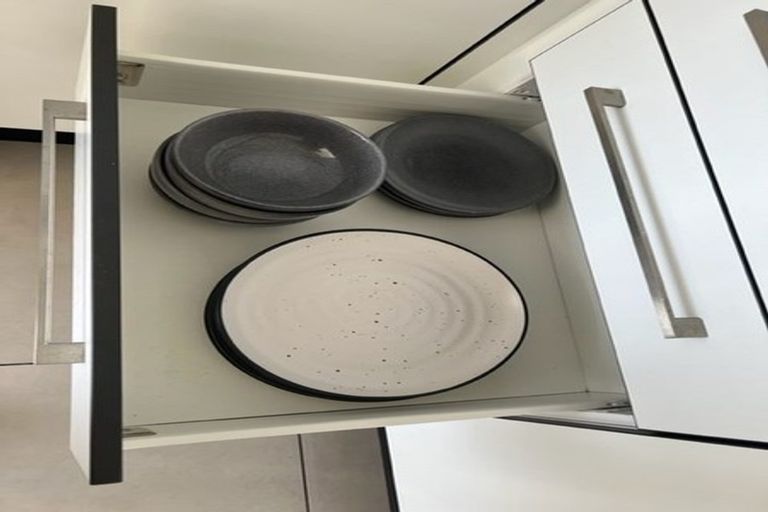 Photo of property in Beresford Apartments, 12/118 Russell Terrace, Berhampore, Wellington, 6023