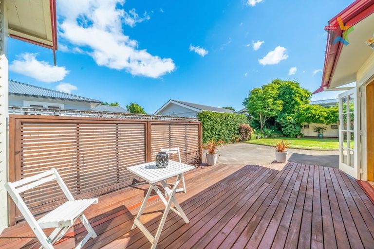 Photo of property in 19 Burnside Street, Waterloo, Lower Hutt, 5011