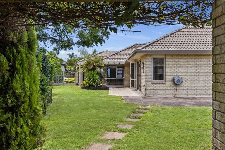 Photo of property in 18 Santa Monica Drive, Papamoa Beach, Papamoa, 3118