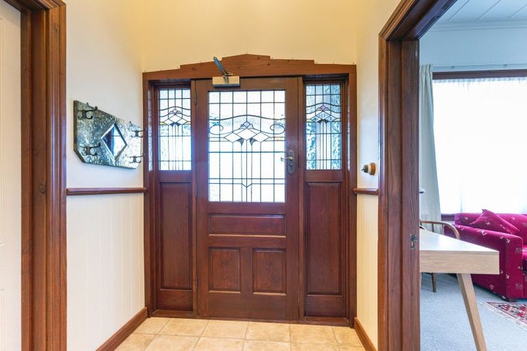 Photo of property in 116 Talbot Street, Geraldine, 7930