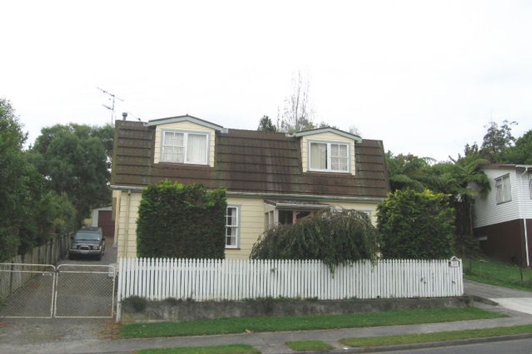 Photo of property in 23 Edelweiss Grove, Timberlea, Upper Hutt, 5018