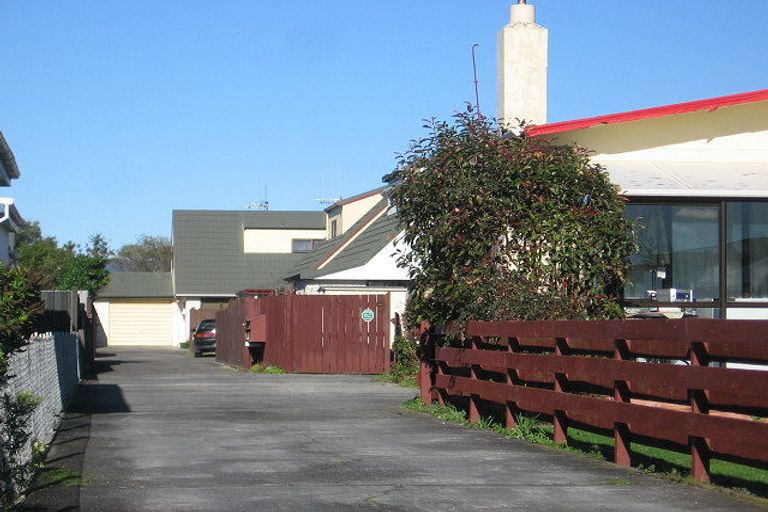 Photo of property in 3 Jarrett Court, Roslyn, Palmerston North, 4414