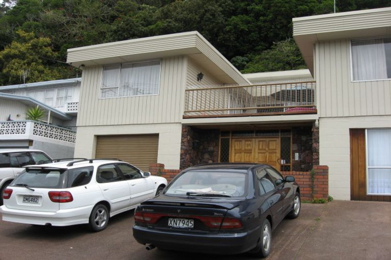 Photo of property in 15 Waiwera Place, Waiwera, Orewa, 0994