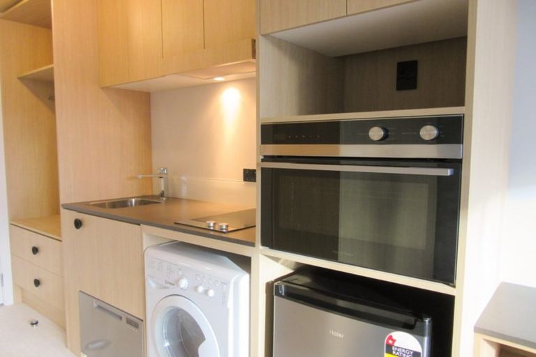 Photo of property in Vedado Apartments, 107/41 Hopper Street, Mount Cook, Wellington, 6011