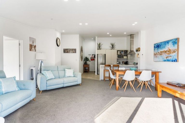 Photo of property in Atlas Apartments, 25/49 Maunganui Road, Mount Maunganui, 3116