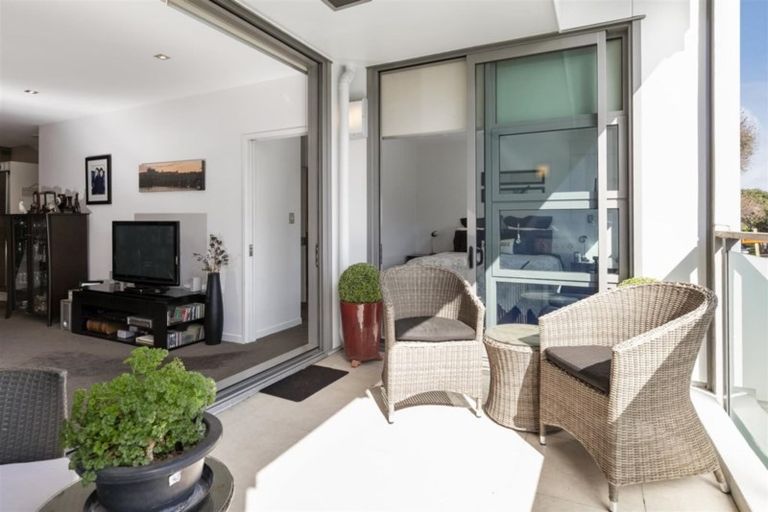 Photo of property in Maison Apartments, 107/16 Huron Street, Takapuna, Auckland, 0622