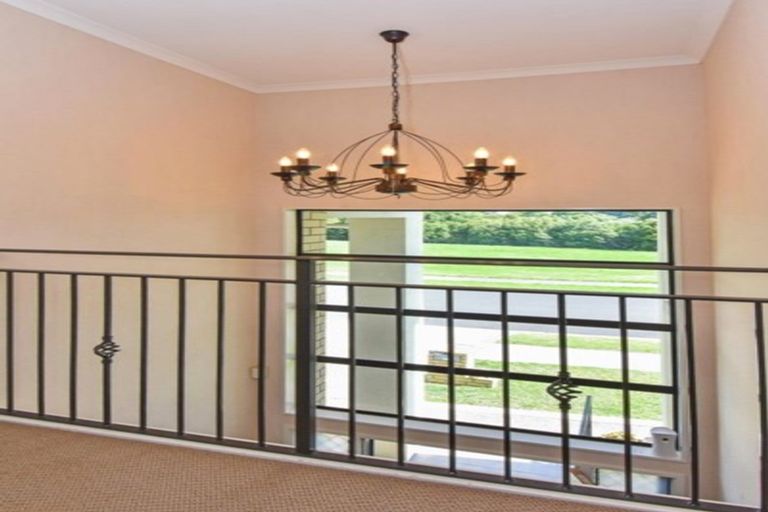 Photo of property in 13 Savona Drive, Flat Bush, Auckland, 2016