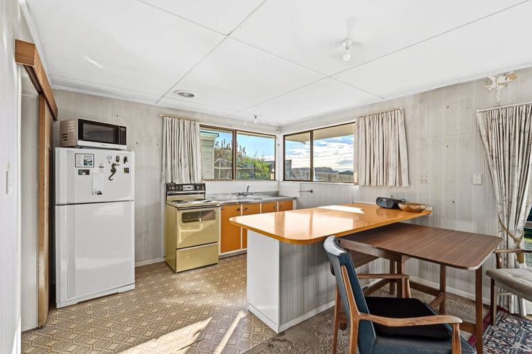 Photo of property in 6 Warren Street, Foxton Beach, Foxton, 4815