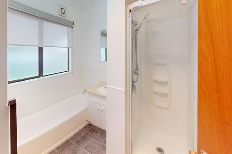 Photo of property in 17 Mercury Street, Milson, Palmerston North, 4414