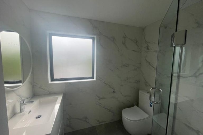 Photo of property in 122c Monarch Avenue, Hillcrest, Auckland, 0627