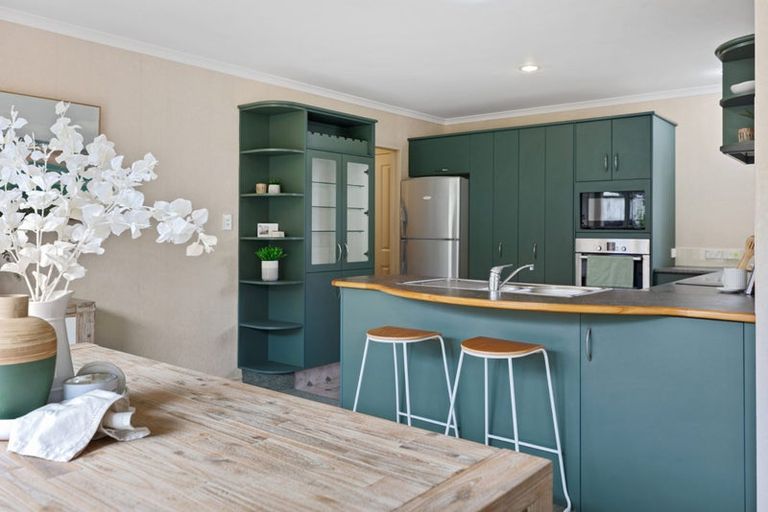 Photo of property in 72b Beachwater Drive, Papamoa Beach, Papamoa, 3118