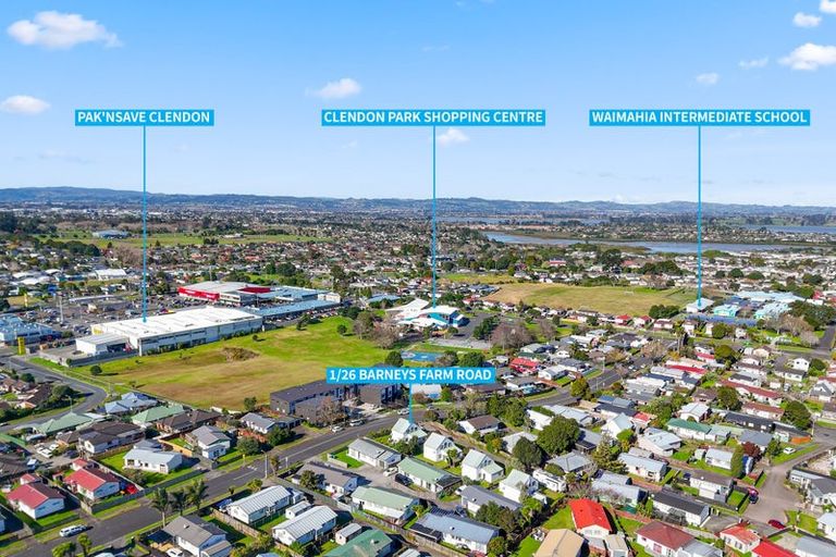 Photo of property in 26 Barneys Farm Road, Clendon Park, Auckland, 2103