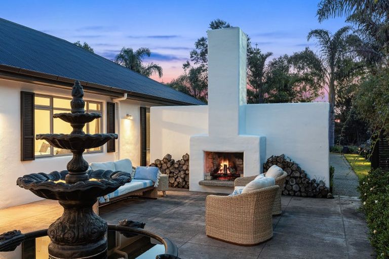 Photo of property in 457 Waitoki Road, Wainui, Silverdale, 0994