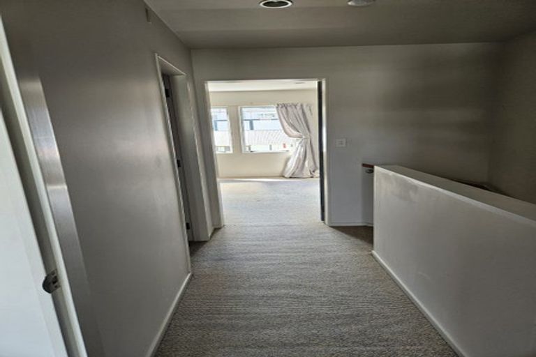 Photo of property in 152d Tasman Street, Mount Cook, Wellington, 6021