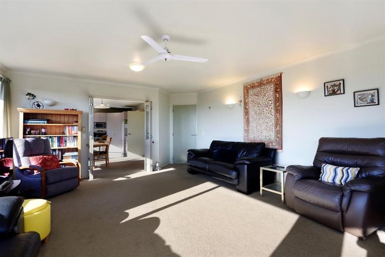 Photo of property in 5 Orpington Place, Stoke, Nelson, 7011