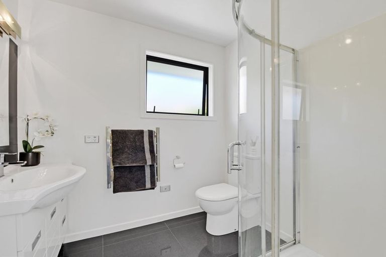 Photo of property in 5 Tussock Place, Stoke, Nelson, 7011