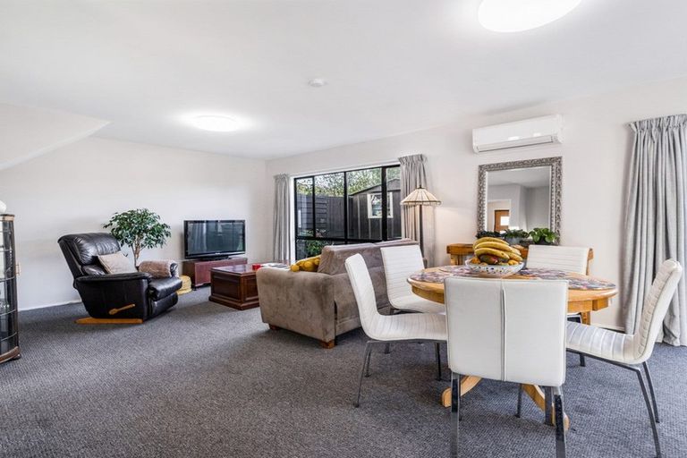 Photo of property in 1/461 Pages Road, Aranui, Christchurch, 8061