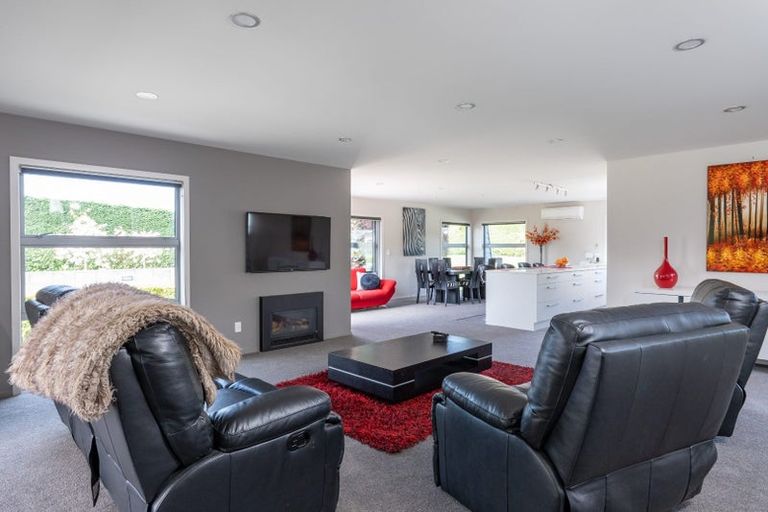 Photo of property in 97 Acacia Heights Drive, Acacia Bay, Taupo, 3385