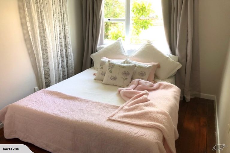 Photo of property in 1/40 Nile Road, Milford, Auckland, 0620