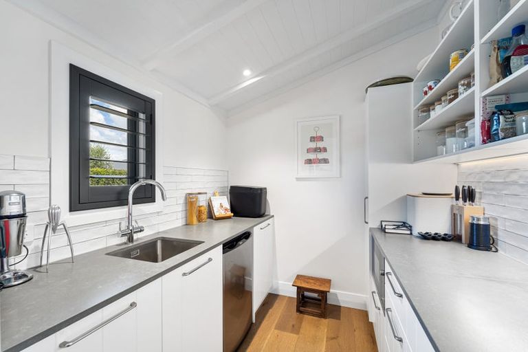 Photo of property in 40 Awanui Crescent, Matakana, Warkworth, 0985