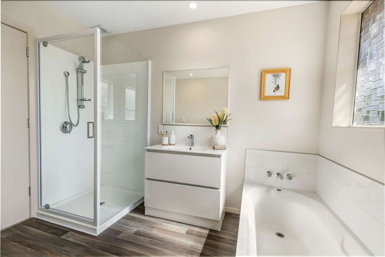 Photo of property in 27 Middlesex Street, Levin, 5510