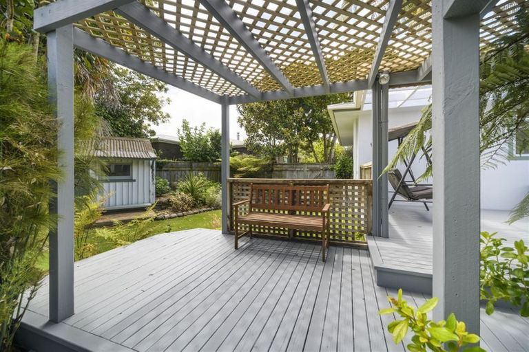 Photo of property in 24 Parkland Crescent, Terrace End, Palmerston North, 4410