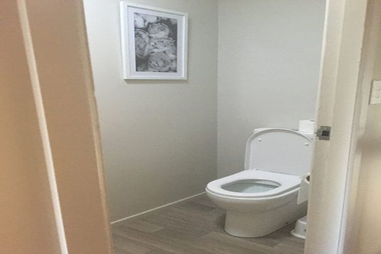 Photo of property in 1a Tirita Street, Kawaha Point, Rotorua, 3010