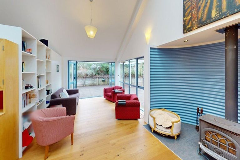 Photo of property in 240 Peka Peka Road, Peka Peka, Waikanae, 5391