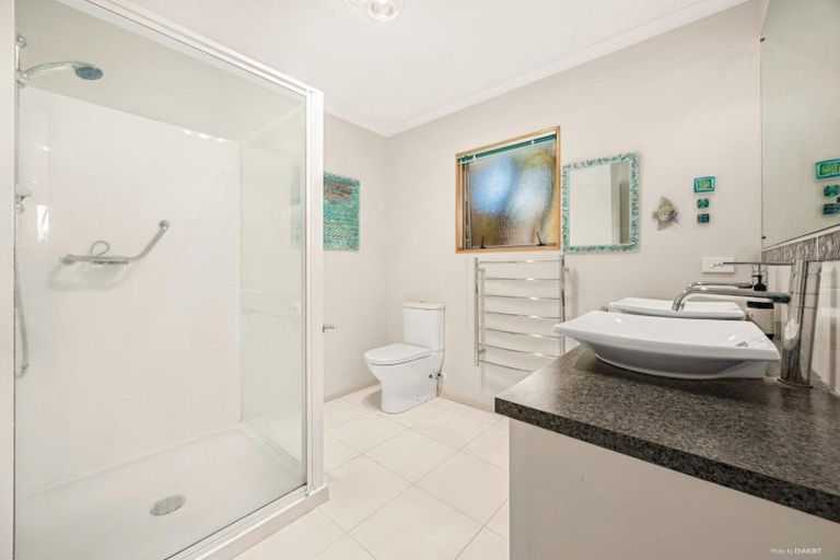 Photo of property in 3 Rakau Views, Orewa, 0931