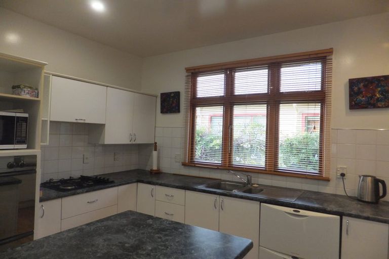 Photo of property in 55 North Avon Road, Richmond, Christchurch, 8013