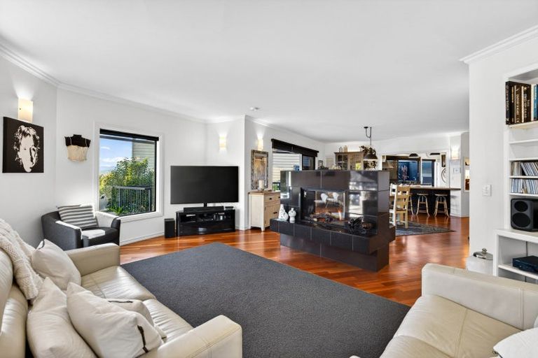 Photo of property in 8 Selwyn Road, Hospital Hill, Napier, 4110