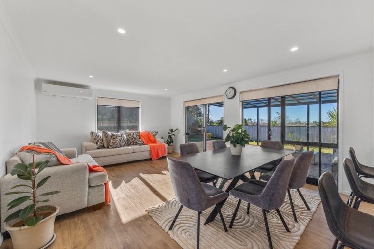Photo of property in 31 Atutahi Street, Hurdon, New Plymouth, 4310