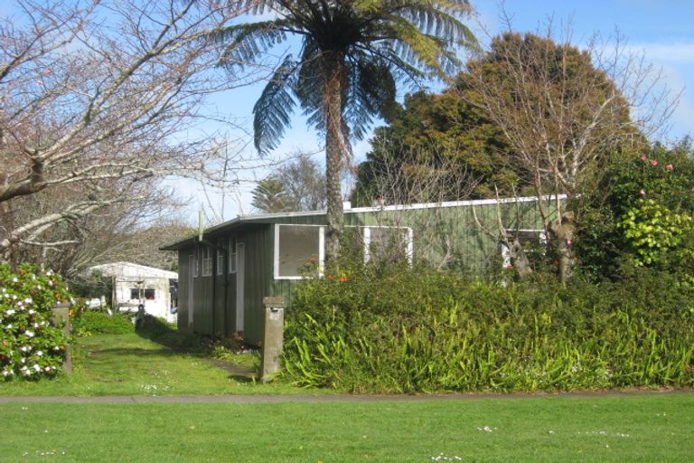 Photo of property in 15 Leslie Street, Waitara, 4320